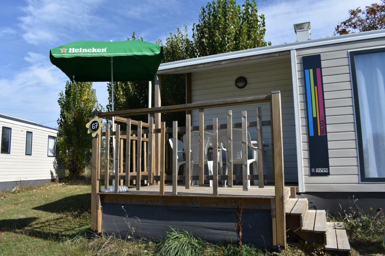 Camping Les Tournesols Sille-le-Guillaume Exterior photo
